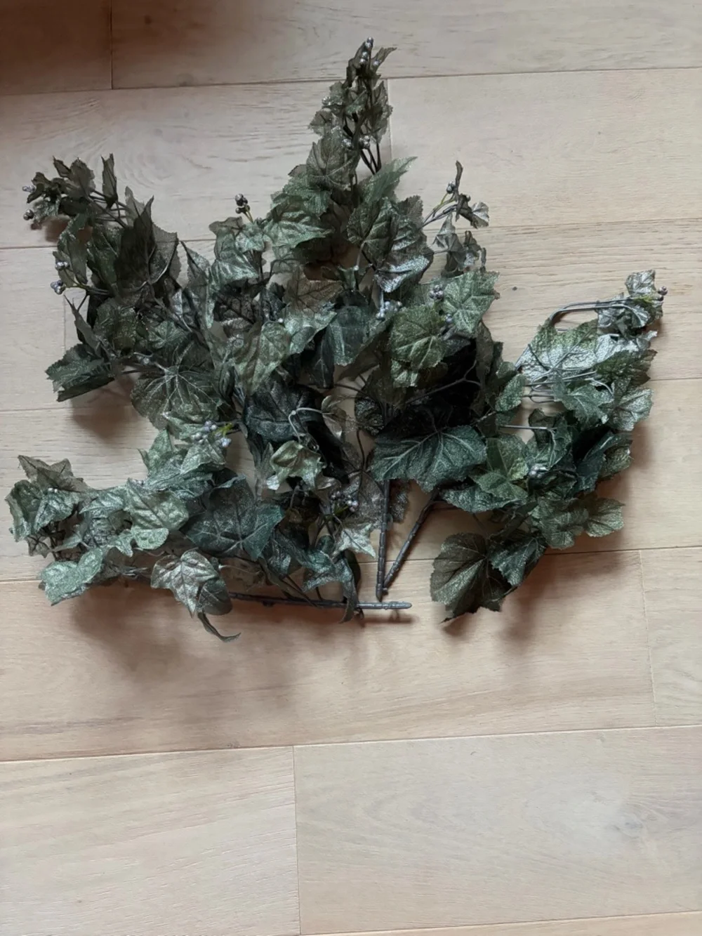 Artificial Ivy Garland Spray - Green Faux Leaves